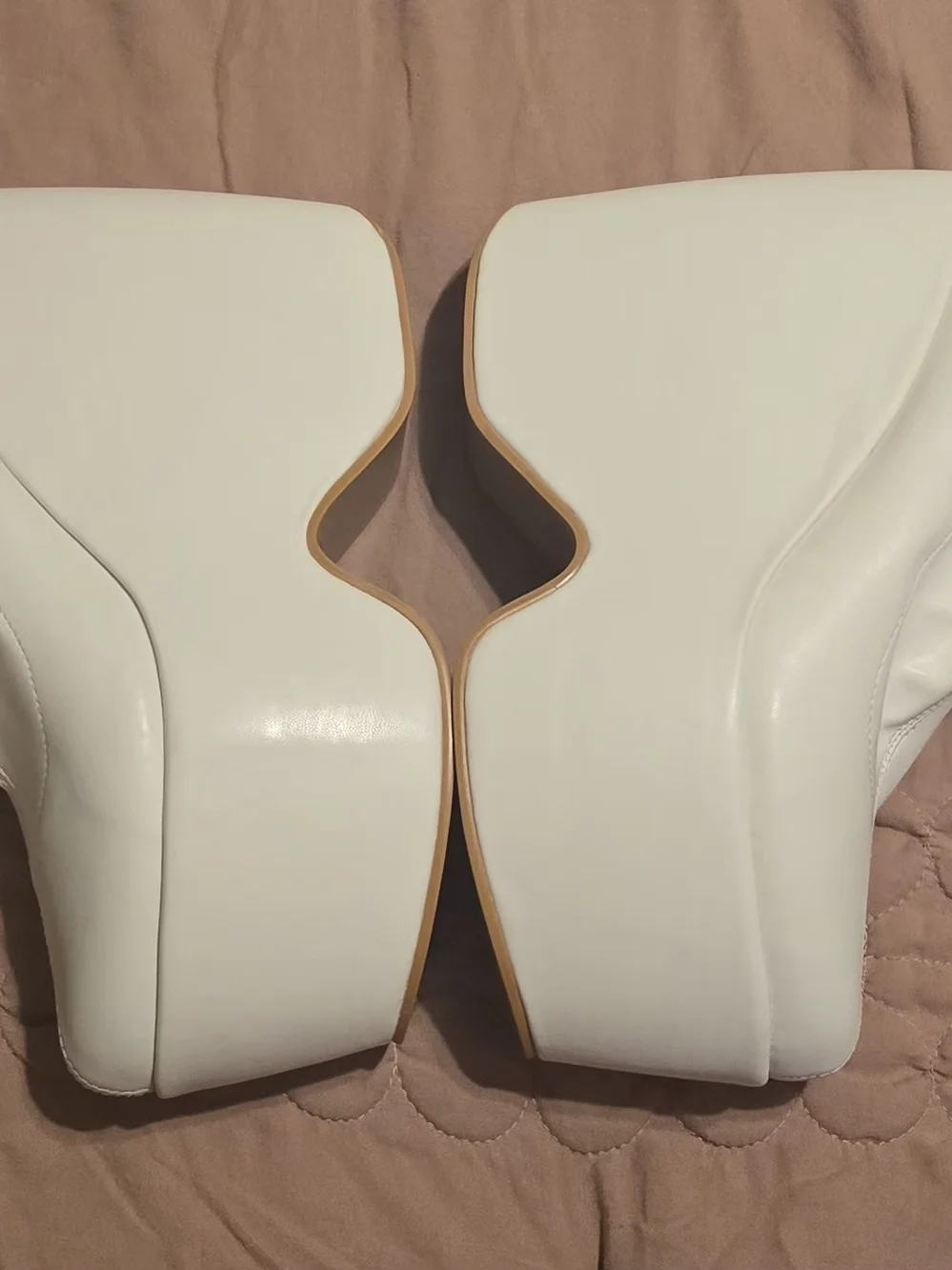 Azalea Wang By Akira LOXLEY Women's White Platform Wedge Bootie SZ9